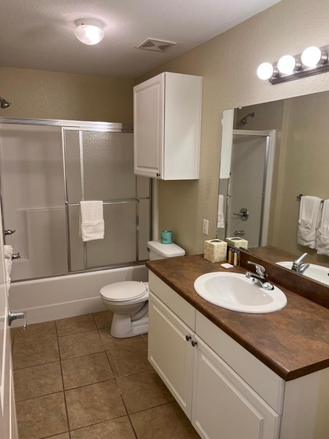 Washburn Hotel Suites Topeka Buitenkant foto